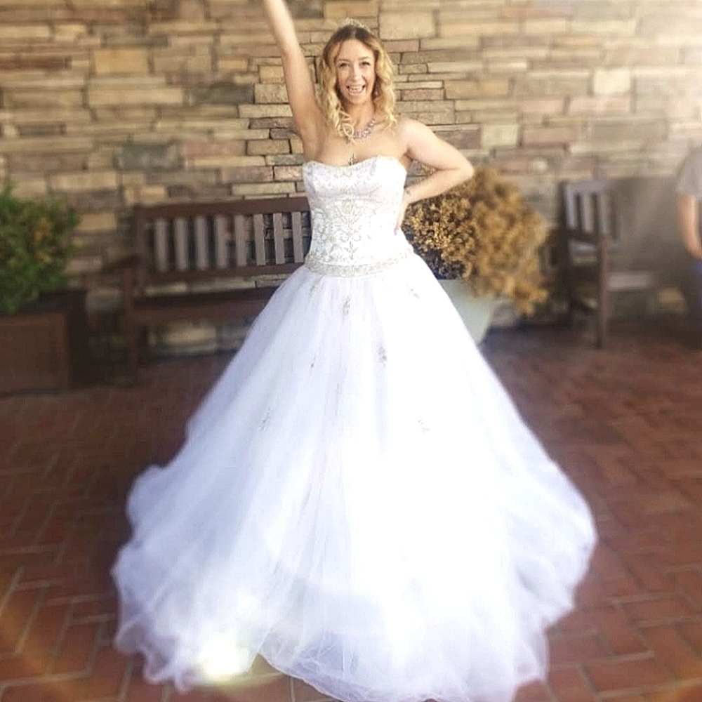 Ballgown Wedding Dress